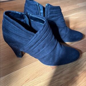 Dexflex Comfort Black Suede Faux Leather Ankle Bootie